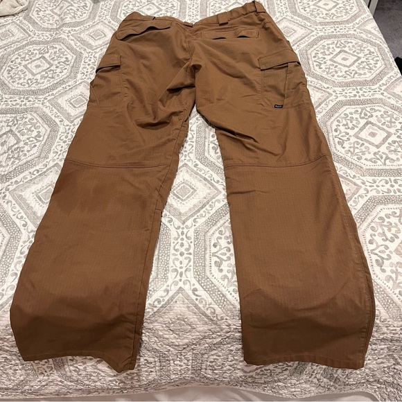 Tactical Cargo Pants - Picture 2 of 7
